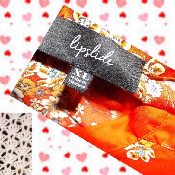 Lip Slide Red Oriental Flowers 1/4 Sleeve Top - Picture 4 of 4